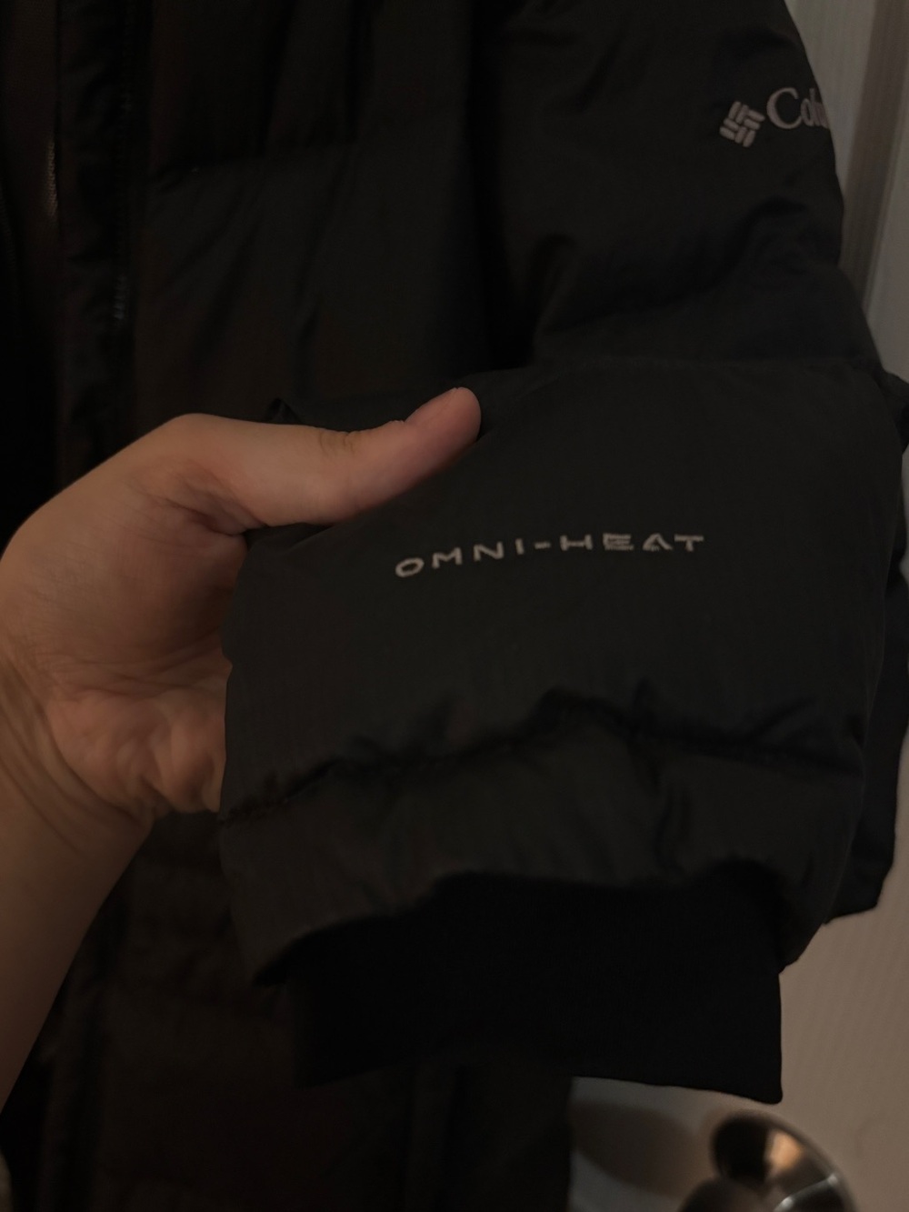 Columbia Omniheat Black Long Puffer with Detachable Faux Fur Hood Size Medium - Picture 8 of 8